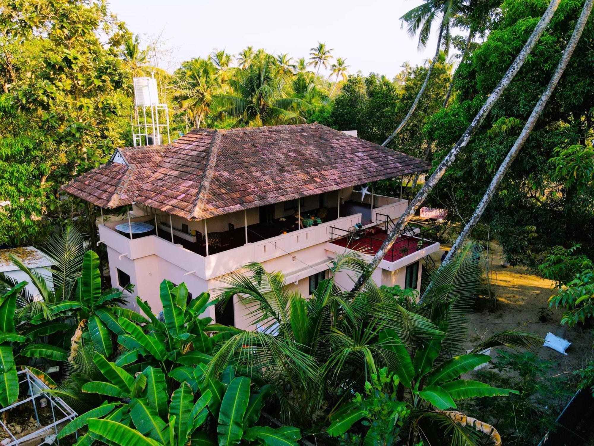 Bella Beach Villa Mararikulam Bagian luar foto
