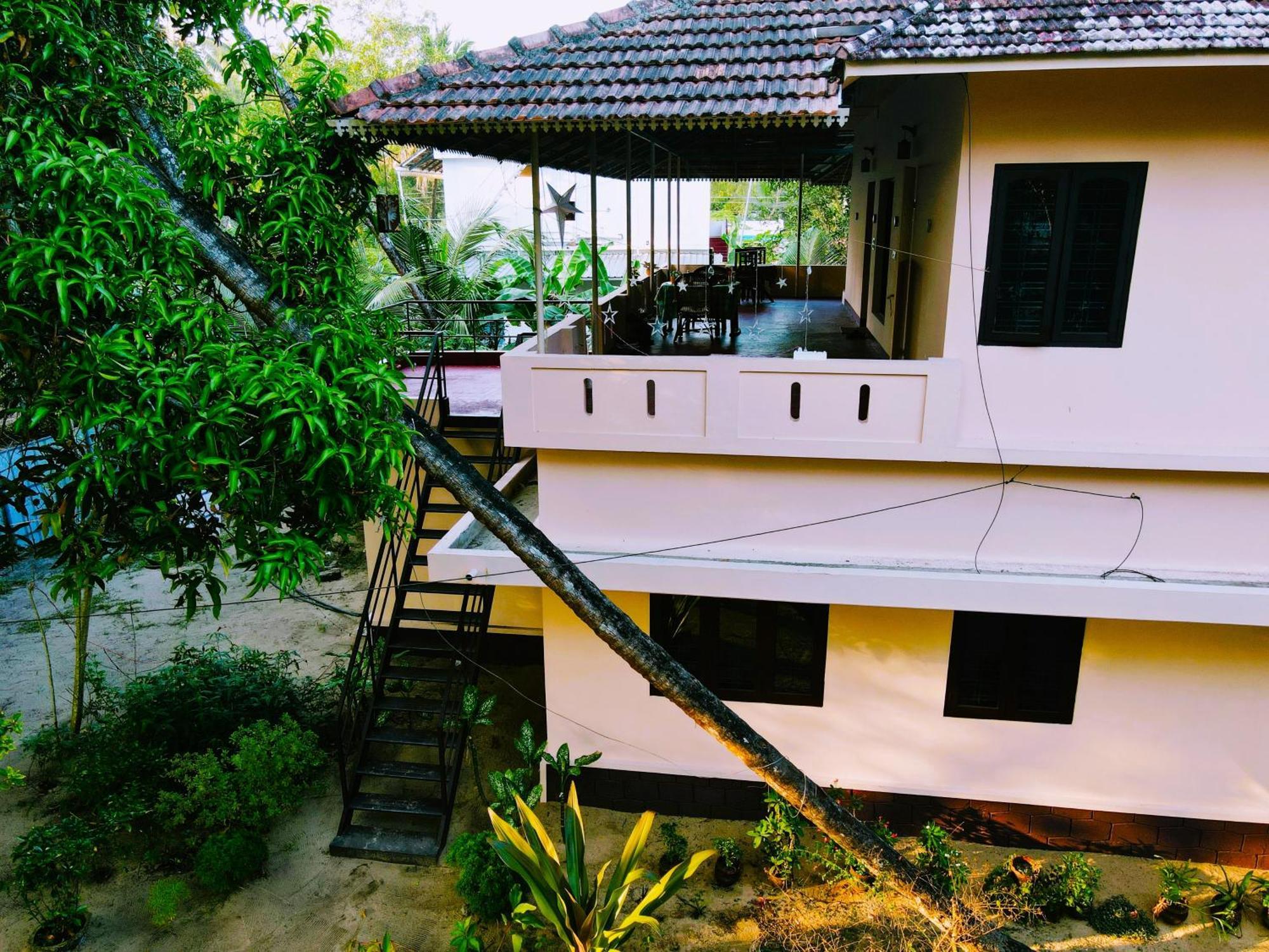 Bella Beach Villa Mararikulam Bagian luar foto